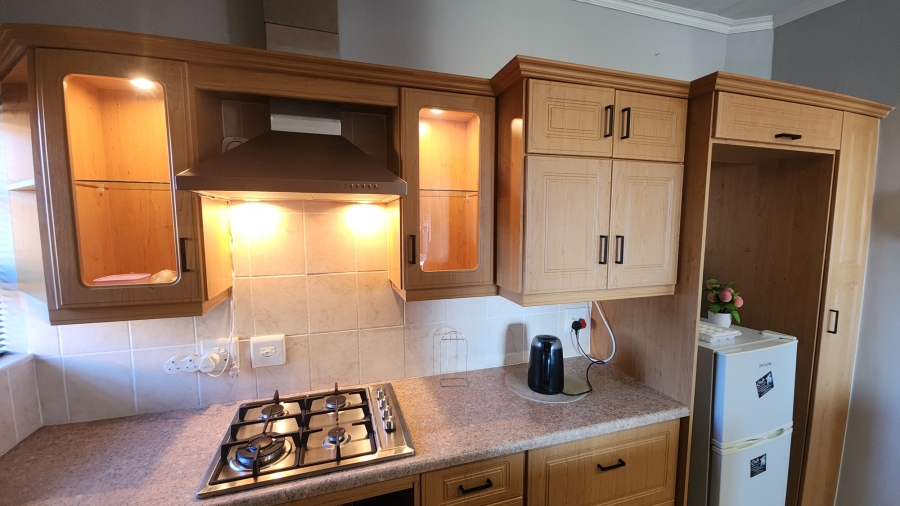 3 Bedroom Property for Sale in Menkenkop Western Cape